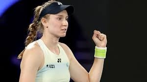 解析投手如何在体能下降的第八局通过改变放球点高度迷惑打者